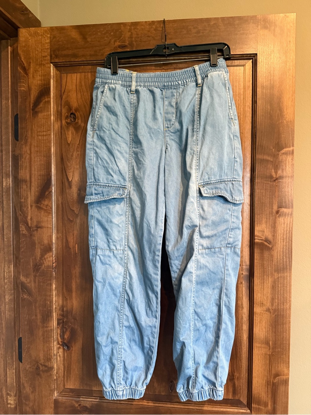 Sanctuary Light Blue Women’s Cargo Jeans with Elastic Ankles